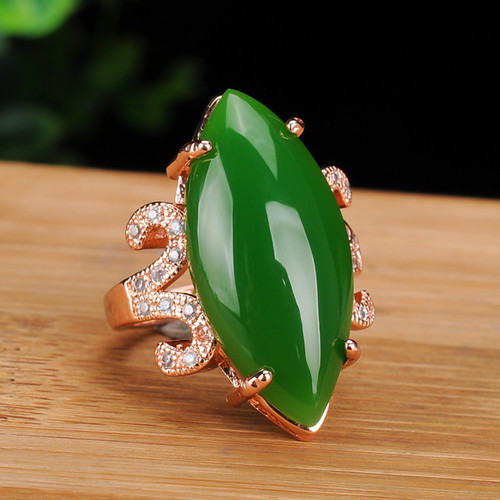 天然和田玉碧玉戒指女款925镶嵌菠菜绿玉石玉器指环婚戒指环戒指