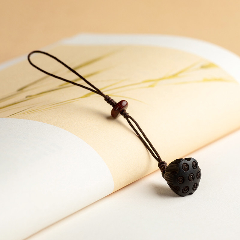 【秋冬特惠】桃木莲蓬小巧挂坠檀木手机链古风编绳钥匙挂件