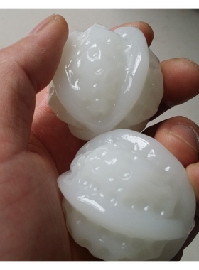正品新疆籽料和田玉白玉核桃手把件玉核桃健身球羊脂白玉手玩件