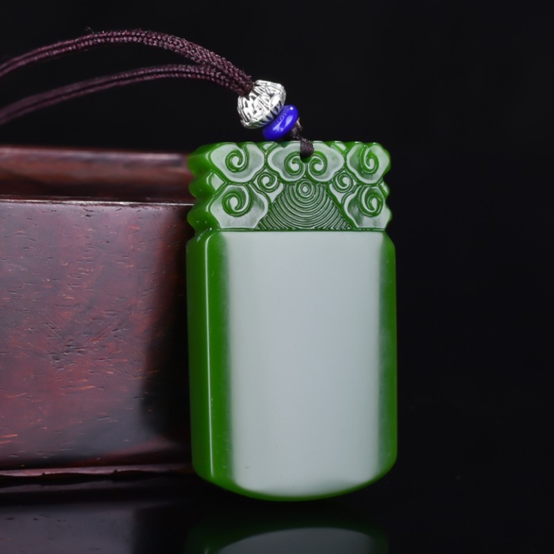 和田玉平安无事牌吊坠菠菜绿碧玉祥云平安牌玉佩项链挂坠天然玉石