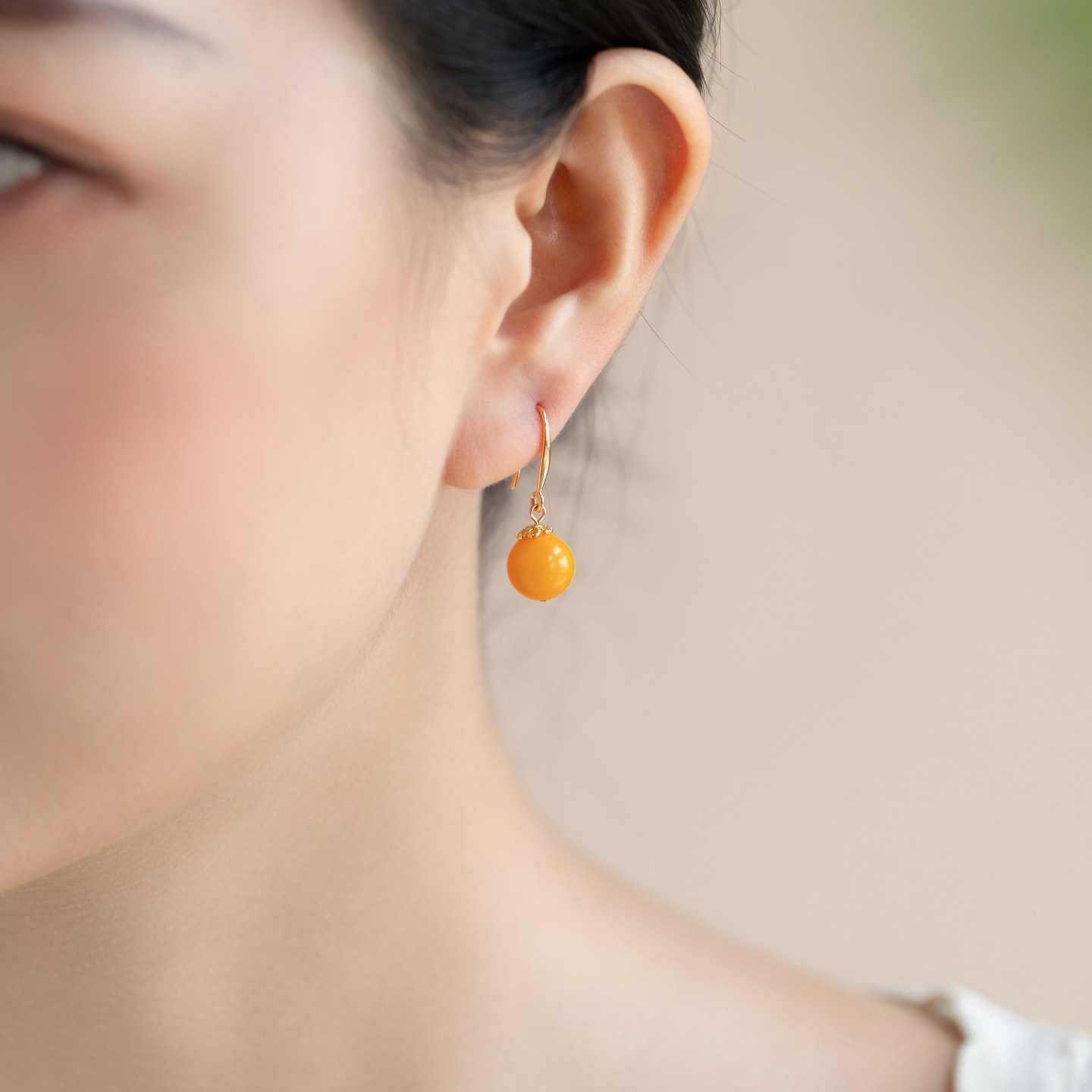 天然蜜蜡耳钩玉石耳环耳坠女国风耳饰琥珀玄学旺财黄色耳钉