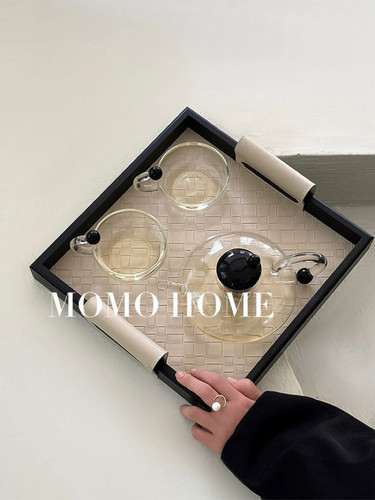 MOMO 小红书香水钥匙收纳化妆品轻奢皮革香薰托盘皮质置物CK