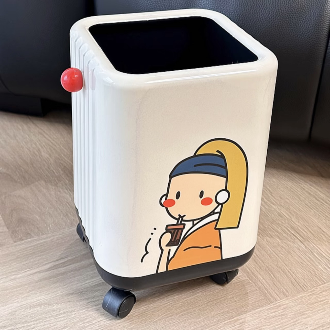 MOMO HOME家居新款垃圾桶厨房可爱带盖轮垃圾桶客厅办公室高颜值