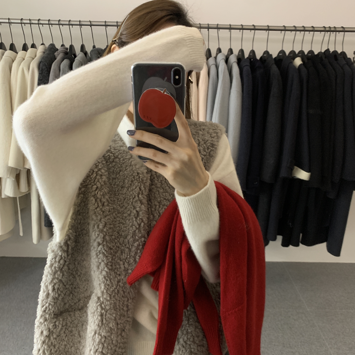 noodle面条家-冬上新氛围毛毛韩系简约甜美时尚马甲N10108