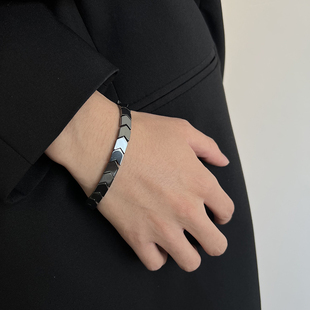 原创黑胆石手链男款潮流小众设计高级感冷淡风嘻哈钛钢不掉色饰品