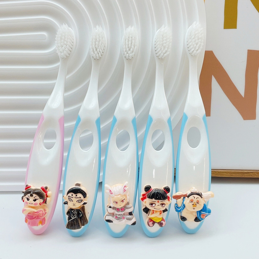 哪吒敖丙儿童卡通牙刷2-12岁宝宝学生申公豹护齿乳牙训练软毛牙刷