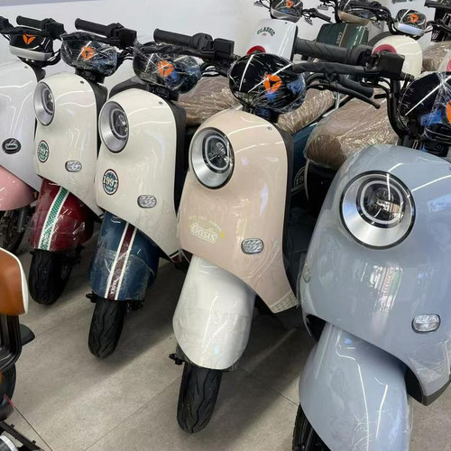 雅迪DM120台铃萌曼外壳五星钻豹