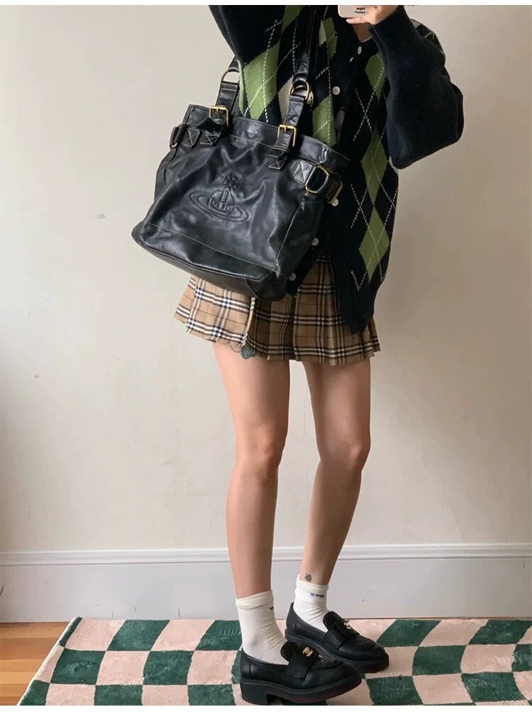 Your Next Obsession: Vintage Black Biker Tote – Effortless Chic for Under $10! - Product image 2