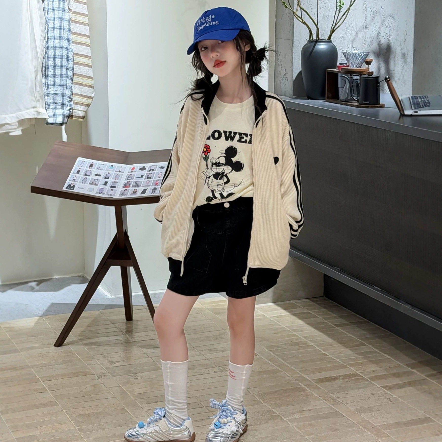 三条纹刺绣立领开衫卫衣外套夹克2026秋季新款男女童休闲上衣开衫