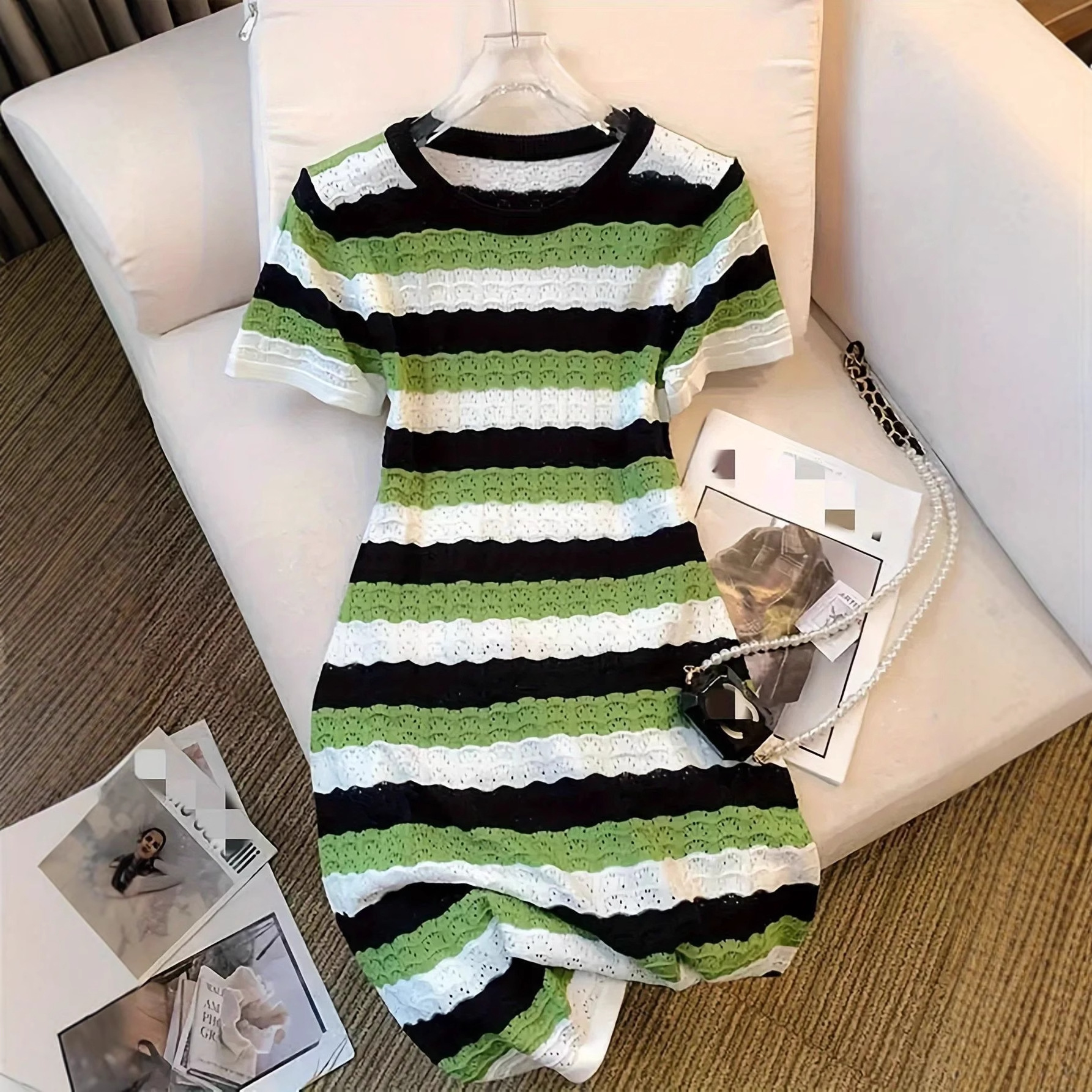 Striped waist bag and buttocks sexy dress条纹收腰性感连衣裙