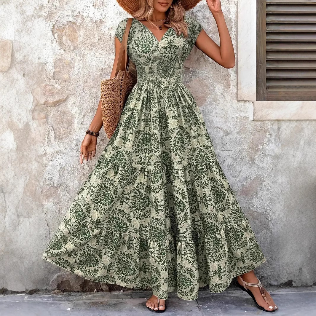 Casual printed V-neck waist cinched dress 休闲印花收腰连衣裙