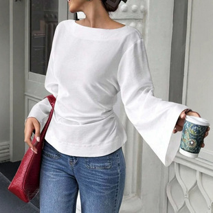 喇叭袖女士纯色上衣Women's solid color top with flaredsleeves