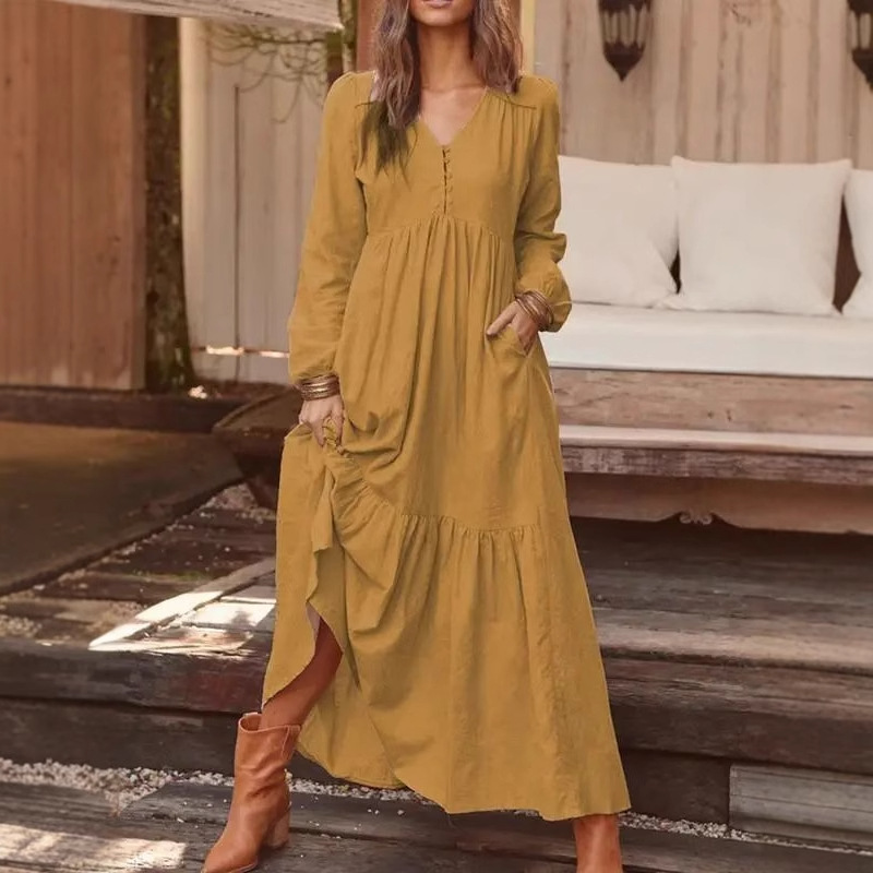 Solid color V-neck long sleeved dress纯色V领长袖长款连衣裙女