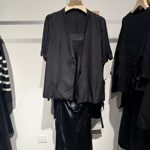 indiciaF2B5XZ162N专柜正品标记女装轻薄西装垂感桑蚕丝吊牌1389