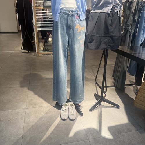 the indiciaL2C6NK203Y专柜正品标记女装休闲牛仔裤吊牌价799