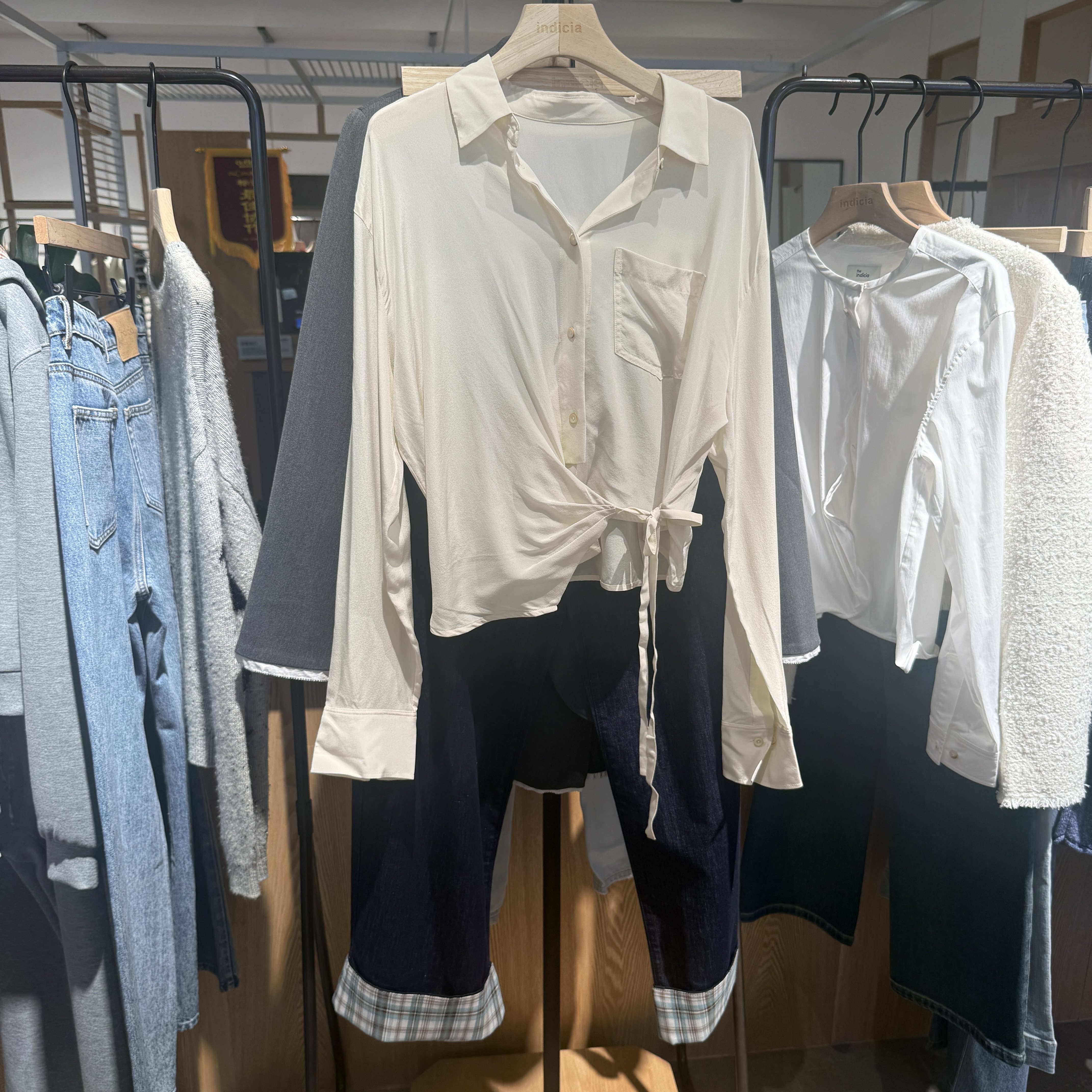 indiciaF2B5CS154C专柜正品标记女装桑蚕丝设计长袖衬衫吊牌1189