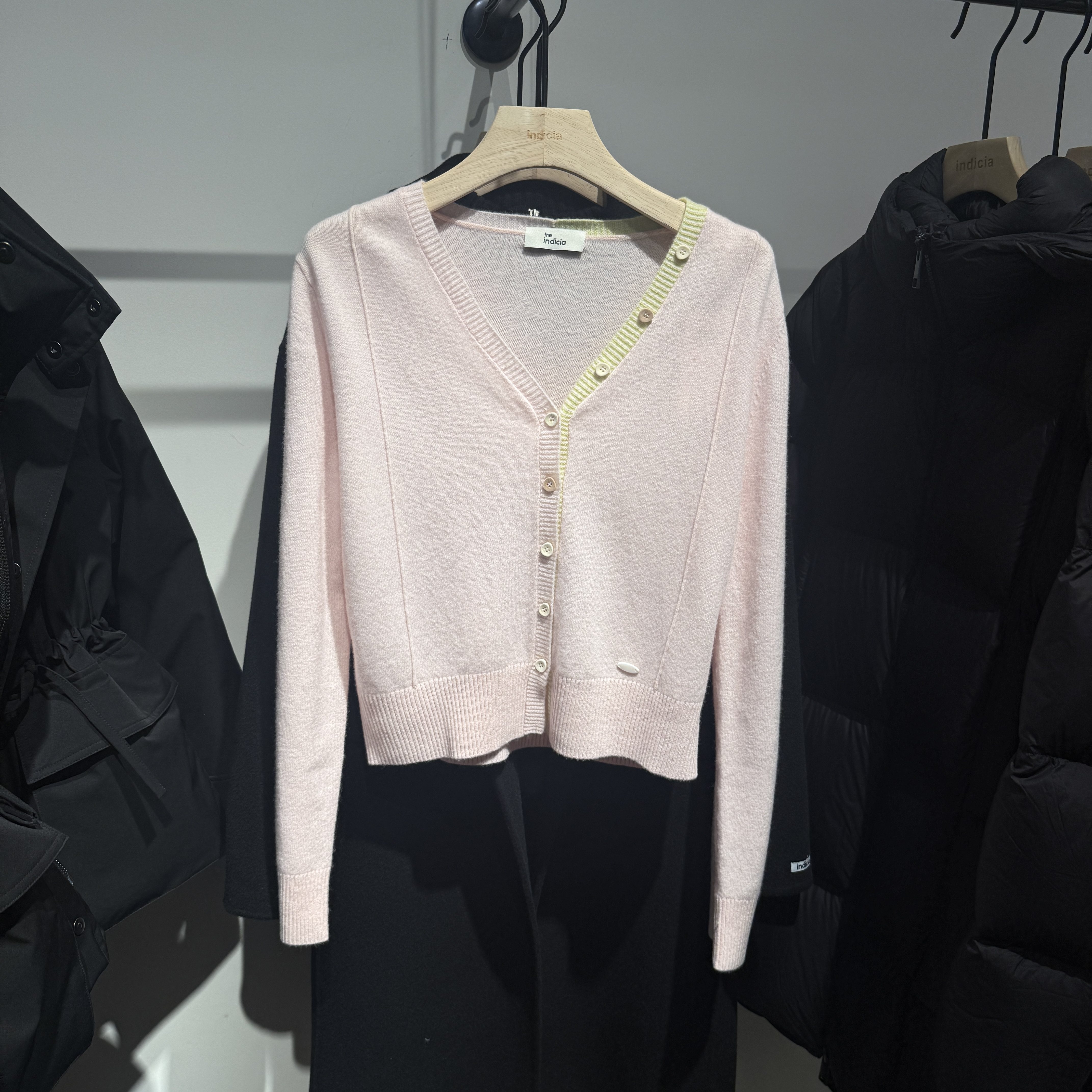 indiciatheL2A6KS011专柜正品标记女装气质针织开衫吊牌价699