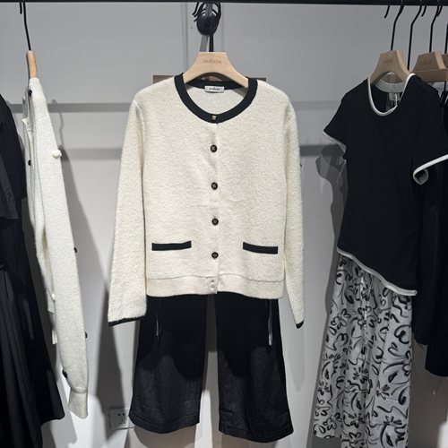 indiciaF2C4KS443C专柜正品标记女装小香风针织外套开衫吊牌价989