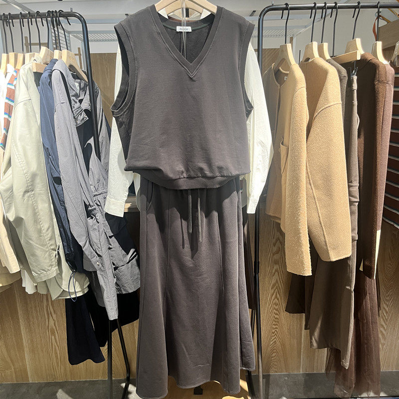 indiciaF2C4TZ464N专柜正品标记女装时尚套装背心半身裙吊牌价899