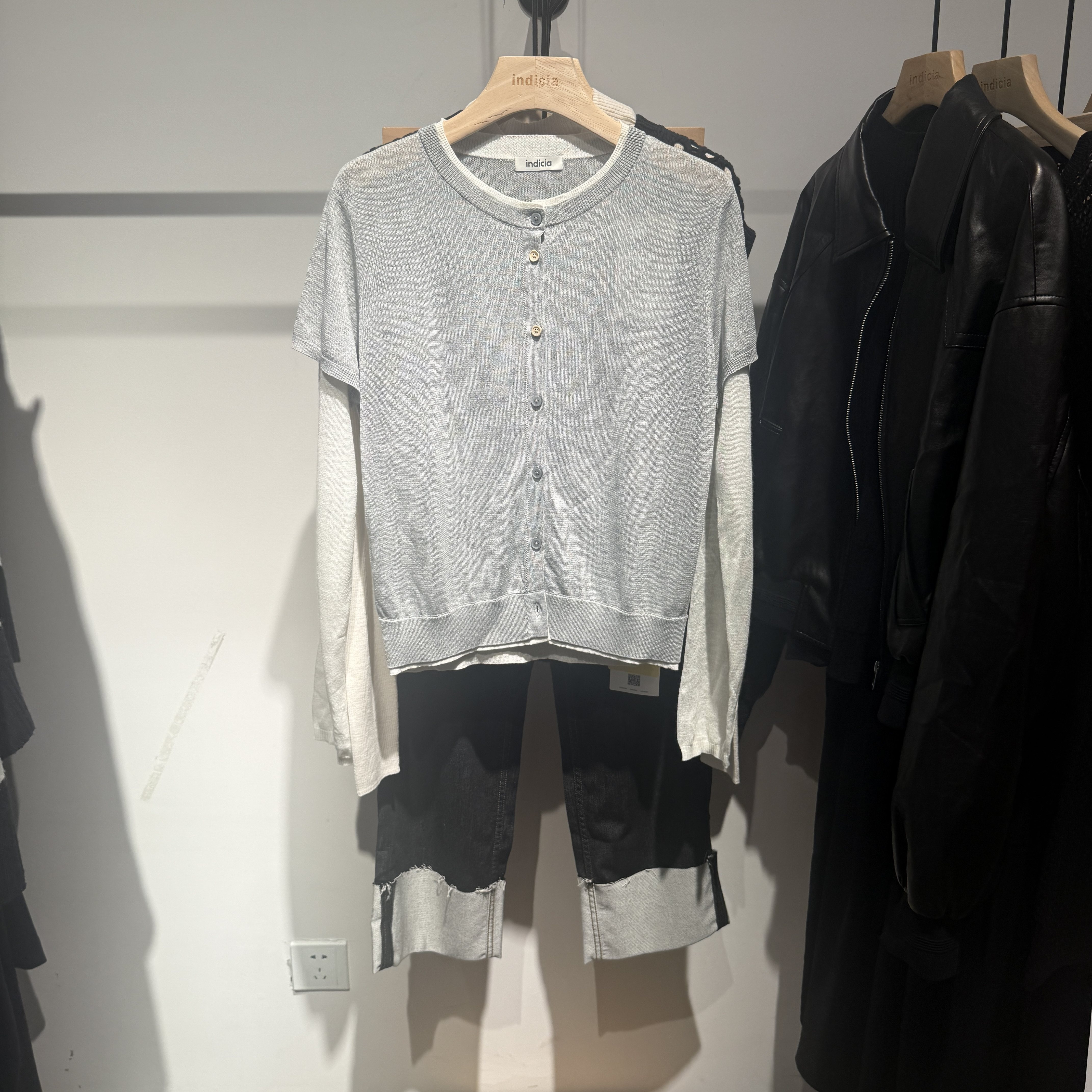indiciaF2B5KS127F专柜正品标记女装拼接假两件针织开衫吊牌价639