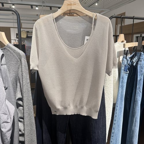 indiciatheL2B6ZZ115专柜正品标记女装显瘦v领针织衫吊牌价569