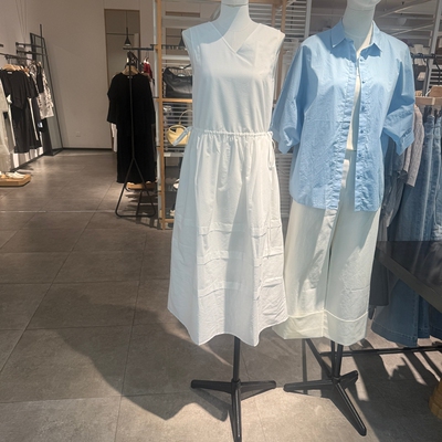 indiciatheL2B5LQ093专柜正品标记收腰V领休闲连衣裙吊牌价769