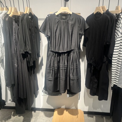 IndiciatheL2B5LQ092专柜正品标记女装天丝褶皱连衣裙吊牌价799