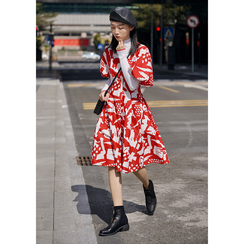 着色饱满牢固,印花丰富