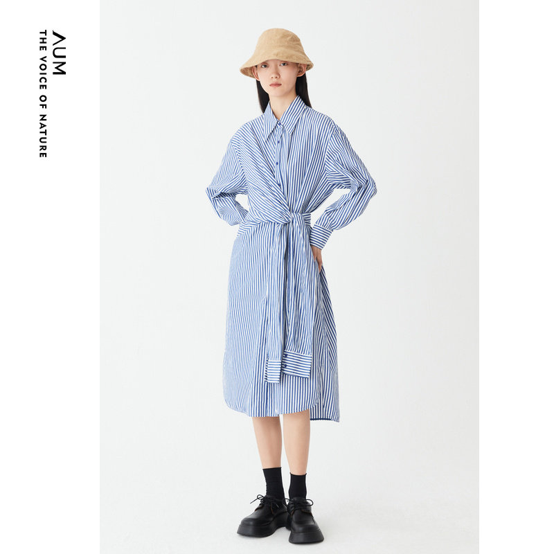 【会员价536元】AUM噢姆秋季大气蓝白条纹衬衫设计感衬衫式连衣裙,女装/女士精品,连衣裙,淘宝优惠券,粉丝福利购,淘宝优惠卷