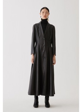 AUM噢姆通勤皮质风衣黑色v领收腰皮衣外套女款