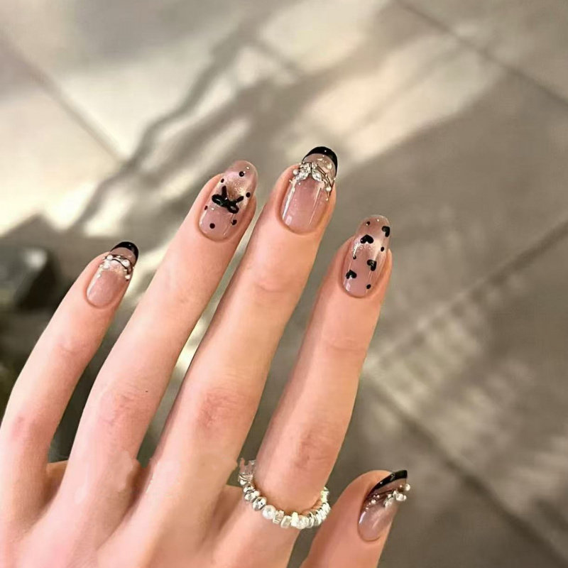 黑桃公主温柔千金风法式穿戴甲