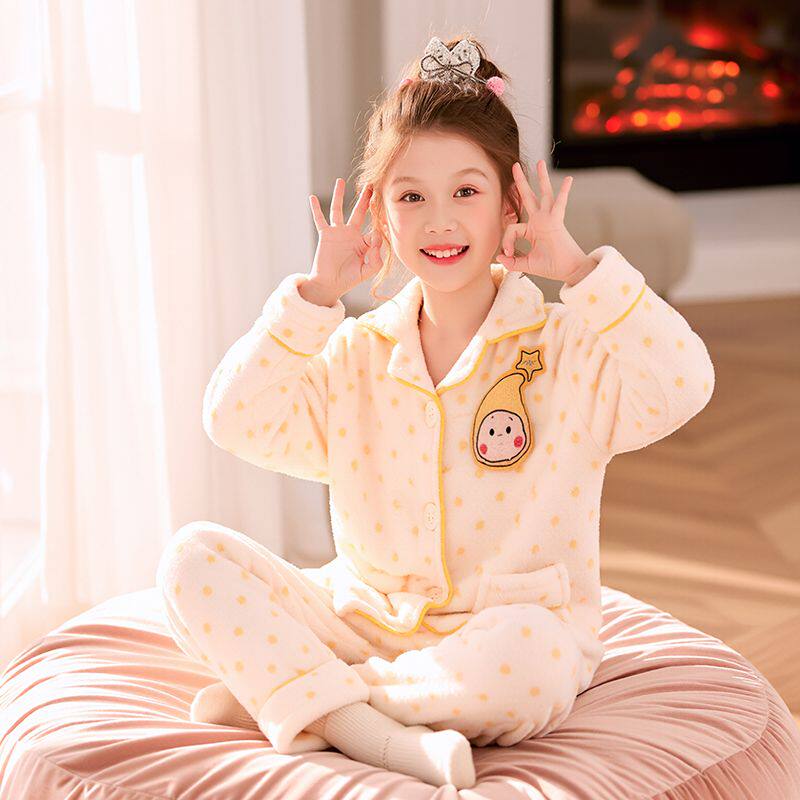 女童法兰绒睡衣套装2026新款秋冬加厚保暖卡通可爱风开衫式家居服