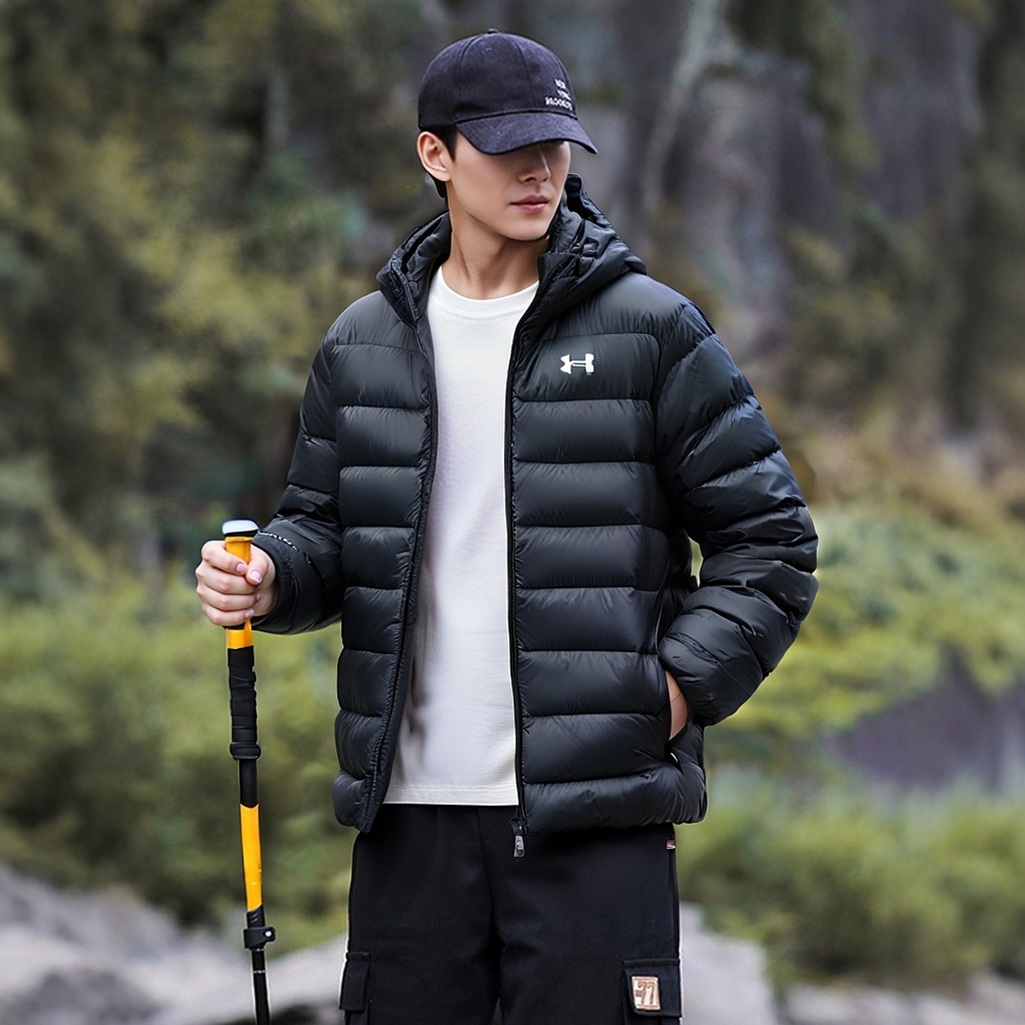 安德玛羽绒服男官方正品运动夹克健身训练舒适保暖短款连帽外套