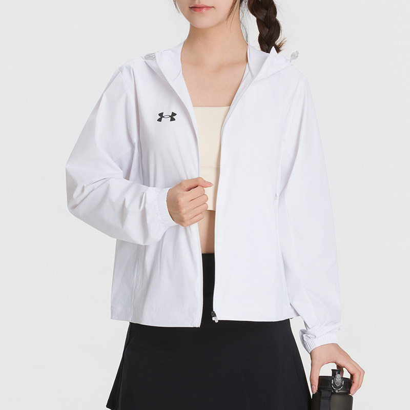 安德玛官方运动服新款梭织连帽夹克女款户外训练休闲外套26500404