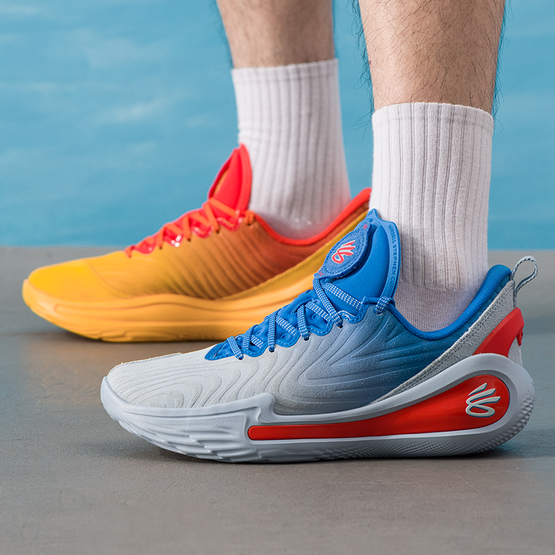 安德玛男子实战篮球鞋