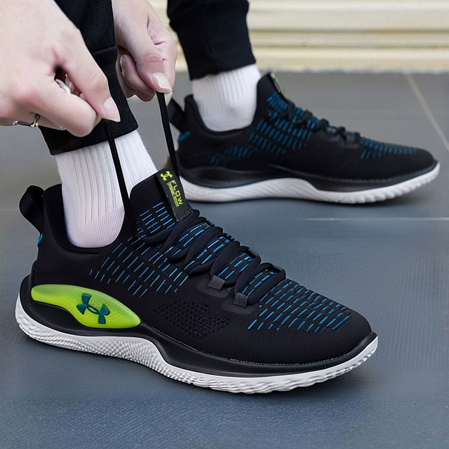 安德玛男士综合训练鞋