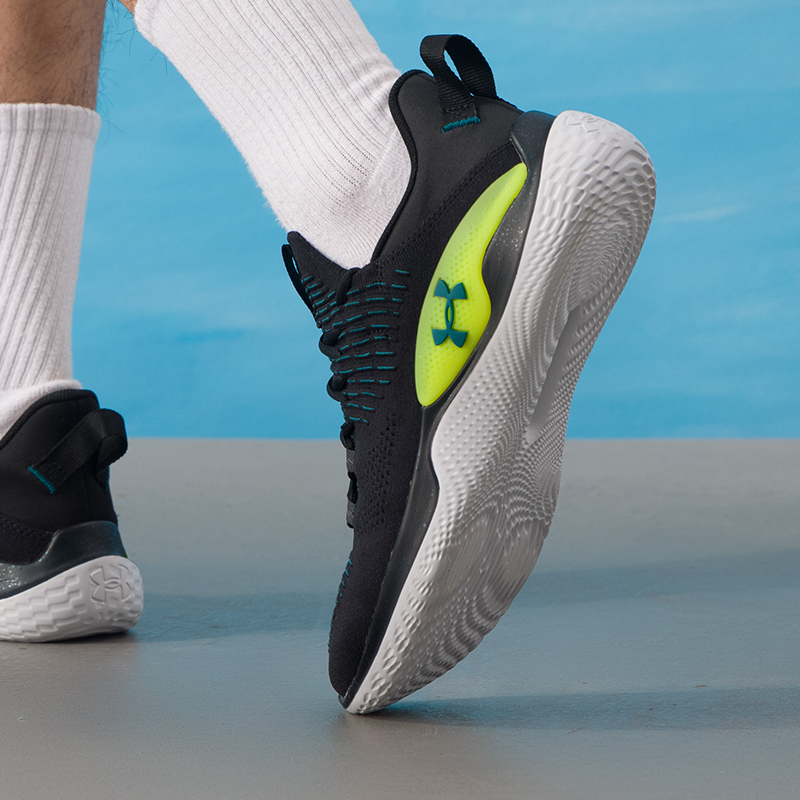 安德玛Flow男子健身训练鞋