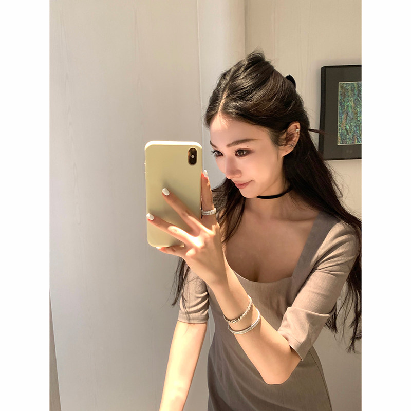 Boamarket 灰色方领连衣裙女简约大方修身高级感包臀中袖短裙