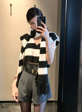 Boamarket 黑白条纹上衣送围巾 灰色高腰短裤女秋新款时尚两件套