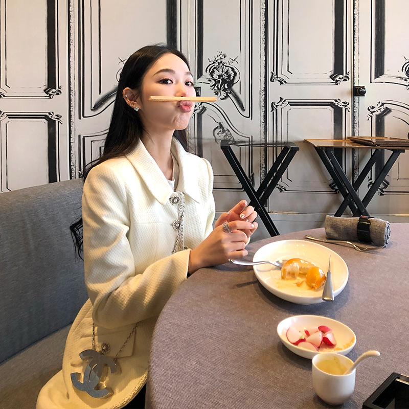 Boamarket 限量典藏系列白大衣经典复古光泽羊毛廓形单排扣长外套