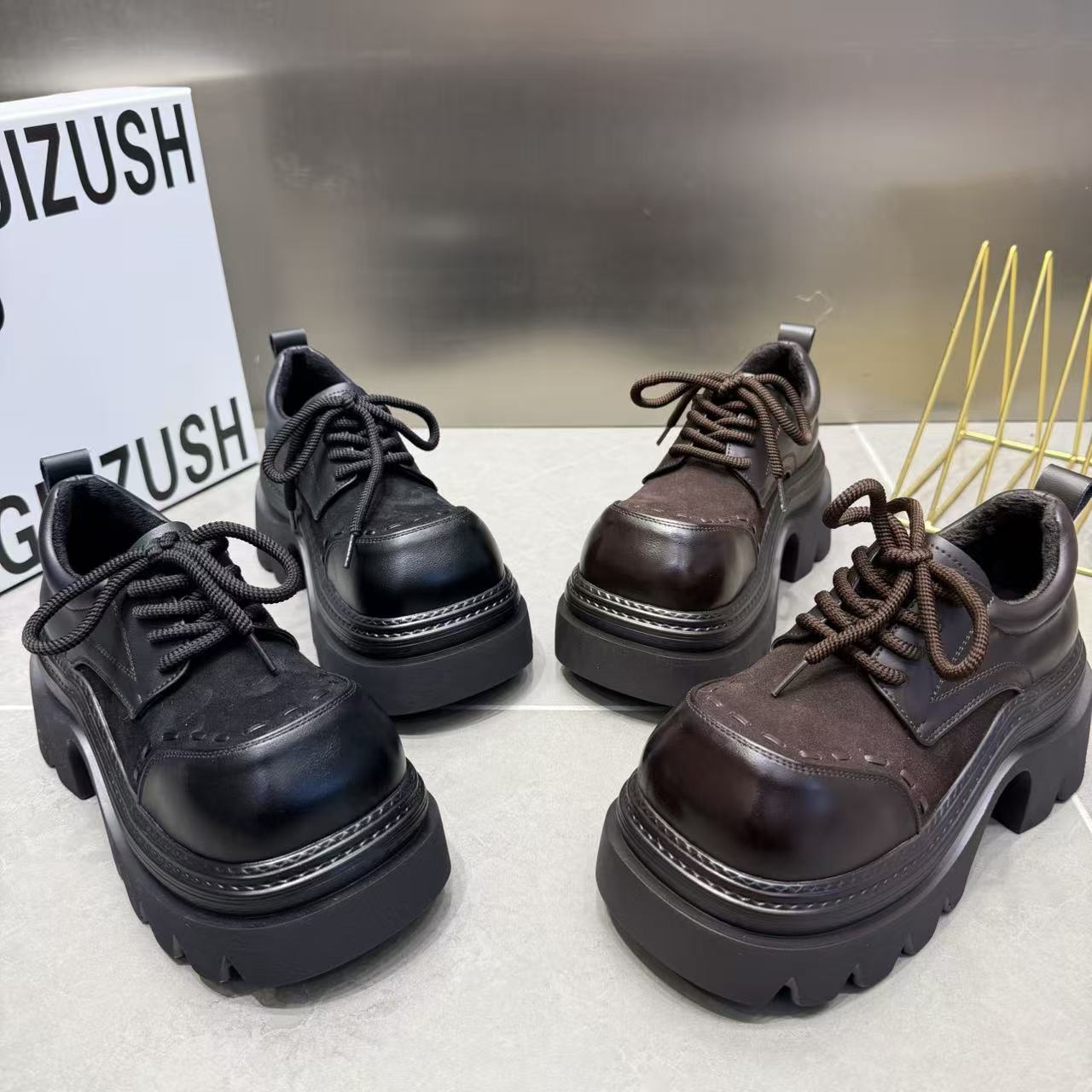 欧货2025冬新款磨砂皮系带松糕鞋