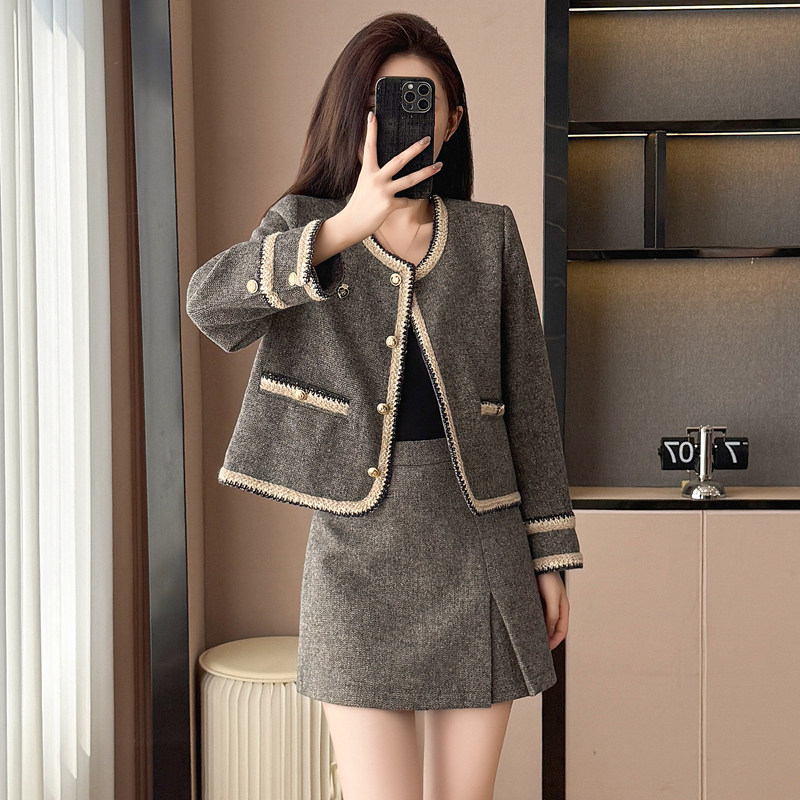 小香风高级感百搭外套半身裙套装女秋冬新款小个子气质短裙两件套