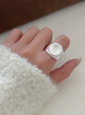 925纯银宽边圆形凹面磨砂戒指设计感小众指环百搭气质冷淡风女潮