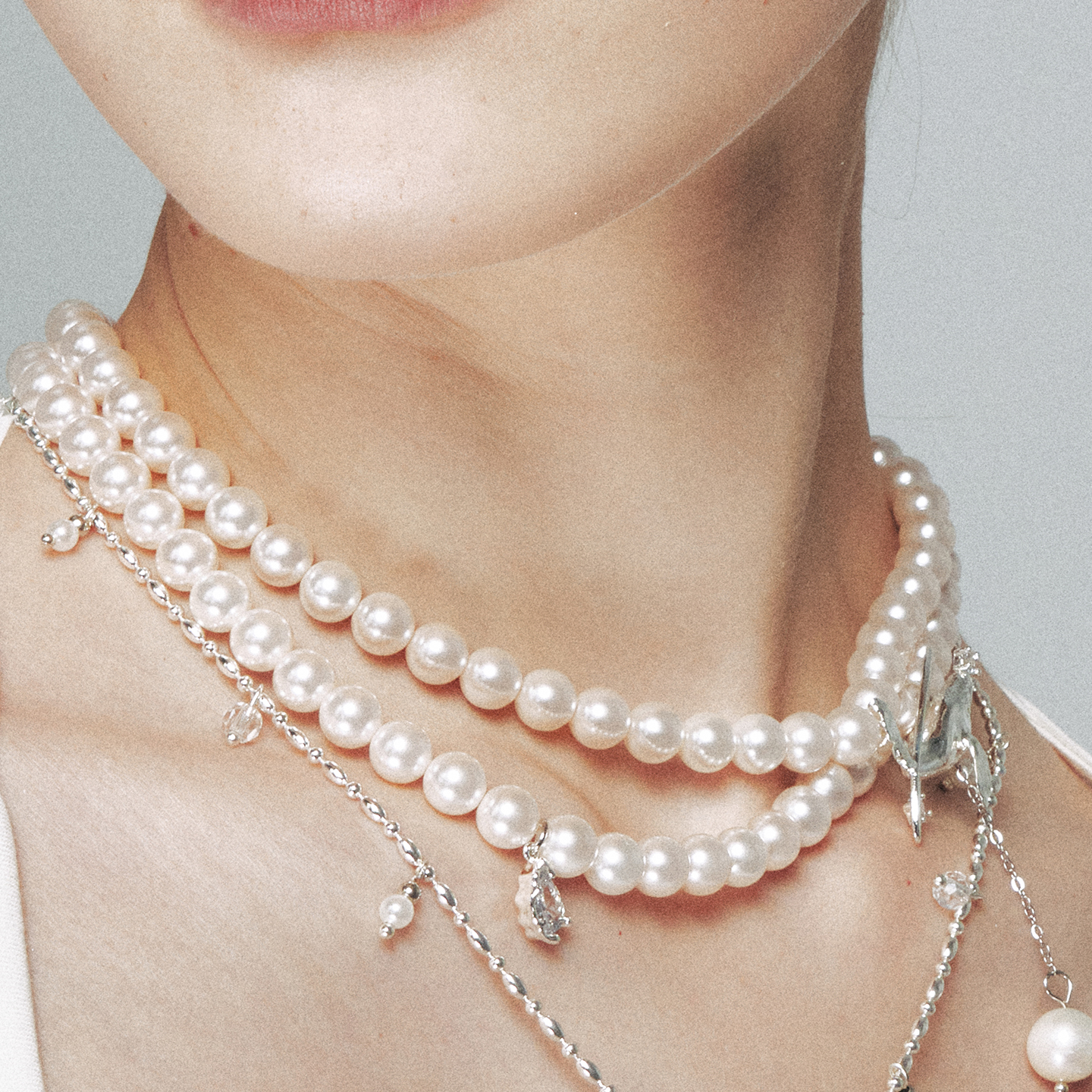 1JINN M2M 双层叠戴珍珠鲸鱼交错choker女小众设计感气质锁骨链