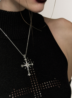 1JINN M2M 轻奢甜酷十字架项链男女同款情侣吊坠百搭配饰颈脖链