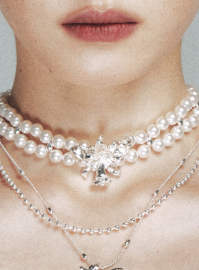 1JINN M2M 双层珍珠金属花朵choker女小众轻奢设计感锁骨链