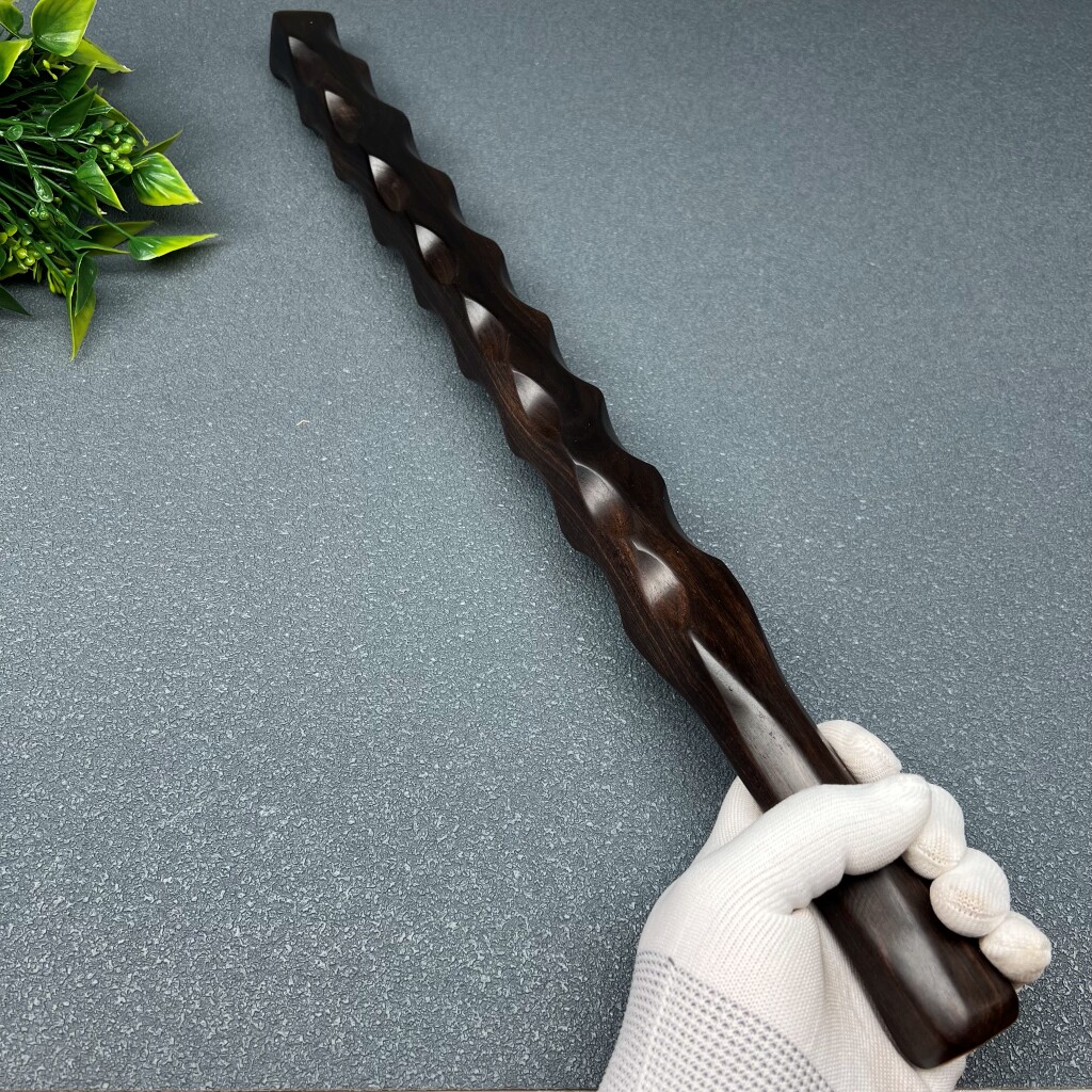 黑檀木狼牙棒短棍防身武器木鞭锏汽车防护打狗棒红木工艺品