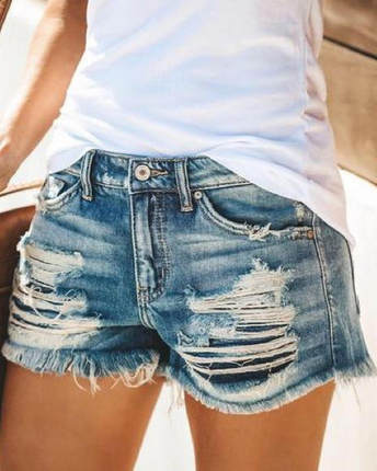 高腰款流苏破洞 牛仔短裤High-rise fringed ripped denim shorts