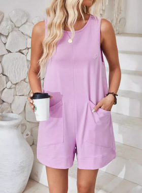 纯色宽松休闲大口袋背带裤Loose, casual, large-pocket overalls