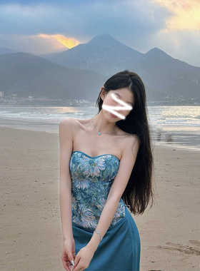 微胖大码蓝花蓝色无袖抹胸背心上衣+高腰显瘦包臀半身裙两件套装